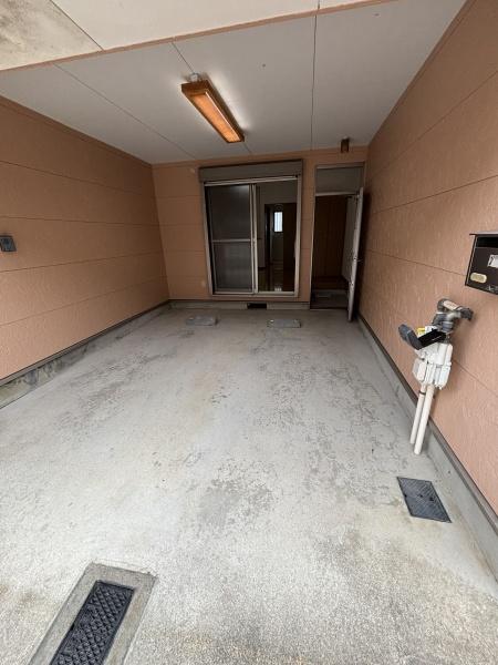 八尾市松山町１丁目のテラスハウス