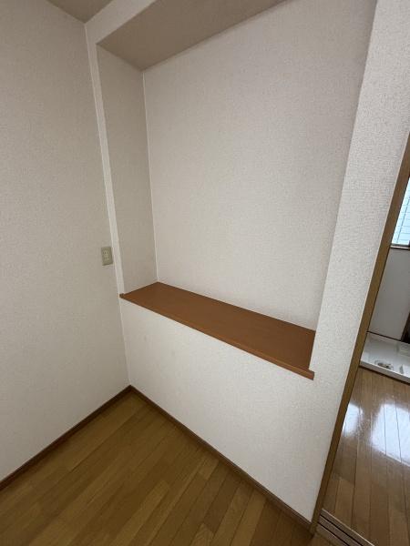 八尾市松山町１丁目のテラスハウス