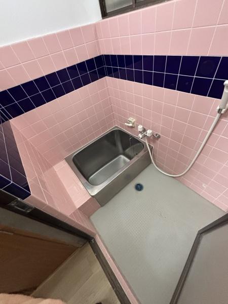 八尾市松山町１丁目の貸家