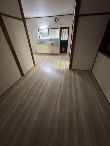 八尾市長池町３丁目の貸家