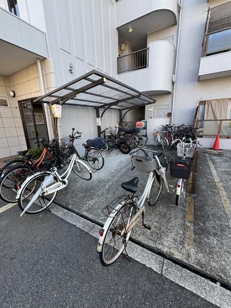 辰巳ハイツ