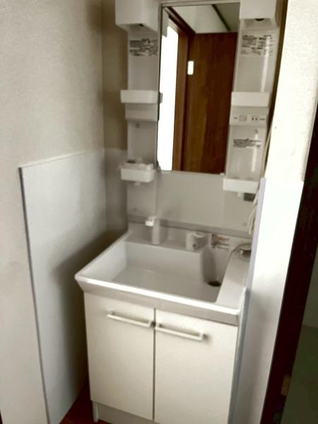 瓜破6-7-27 貸家(洗面台・洗面所)