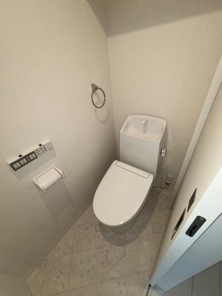 大阪市住吉区庭井2丁目のマンション(トイレ)