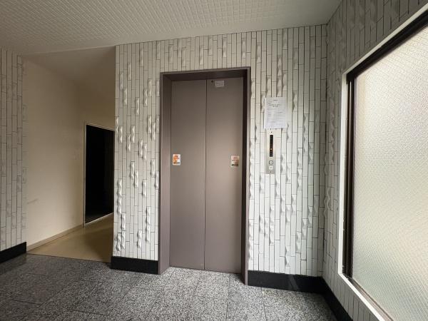 グローバルエイト