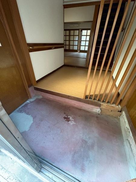 平野本町２－３－６貸家