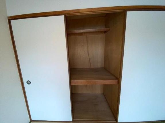 シャトーレーヌ