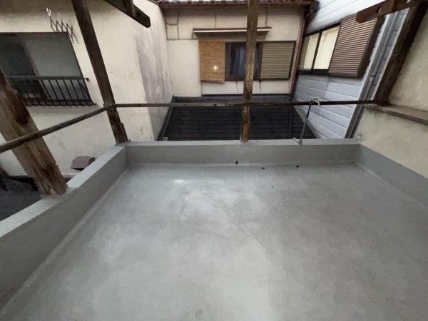 松原市天美西１丁目の貸家