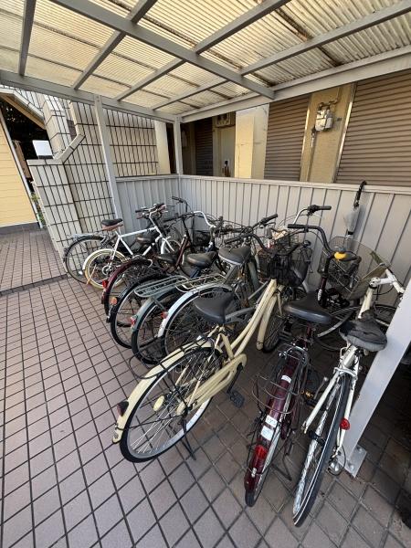 松原市上田５丁目のアパート