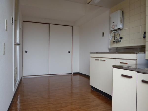 喜連ロイヤル１号館
