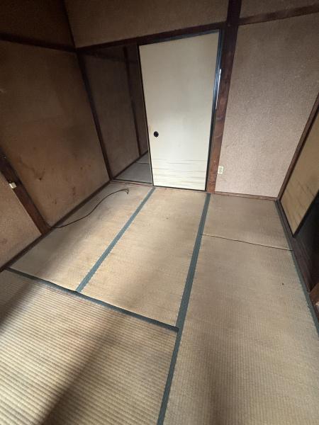 東大阪市衣摺４丁目のアパート