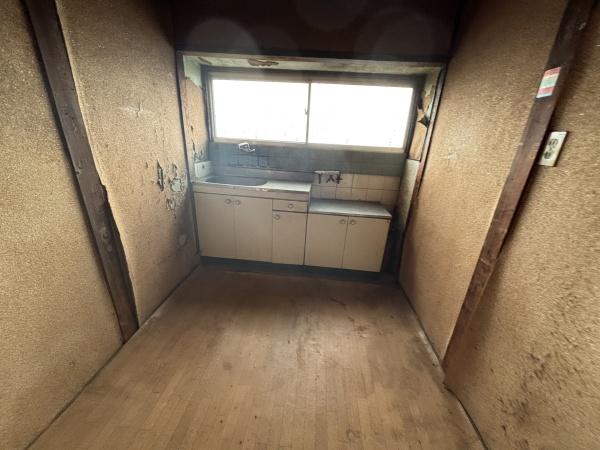 東大阪市衣摺４丁目のアパート