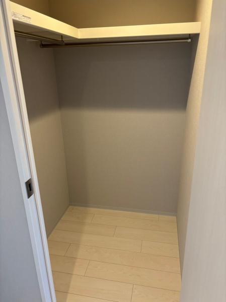 パラス・ティラ平野WEST