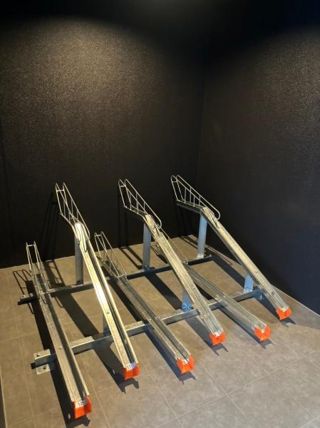 パラス・ティラ平野WEST