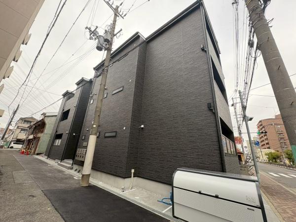 大阪市平野区長吉出戸４丁目のアパート