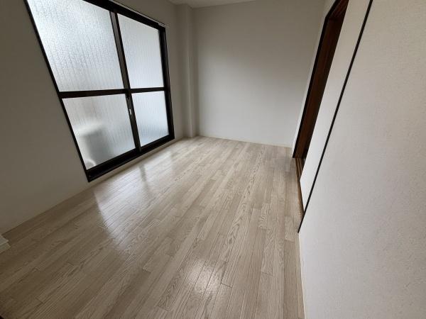 丸完ビル