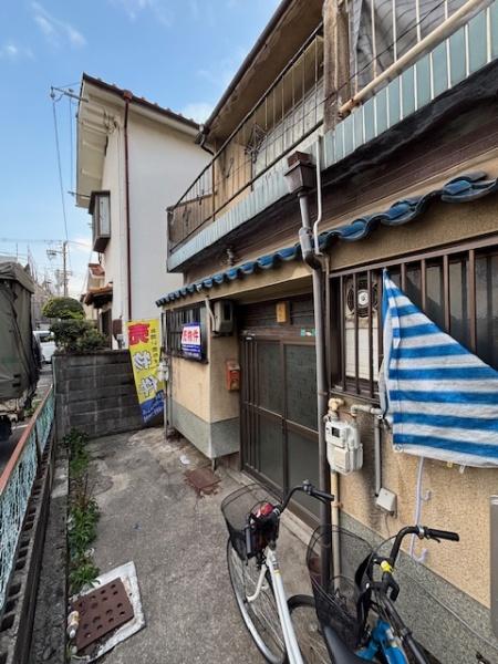 大阪市平野区瓜破西２丁目のテラスハウス