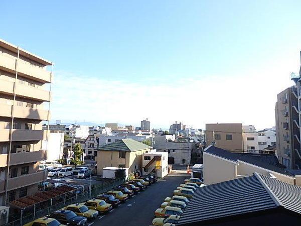 ラフォーレ平野