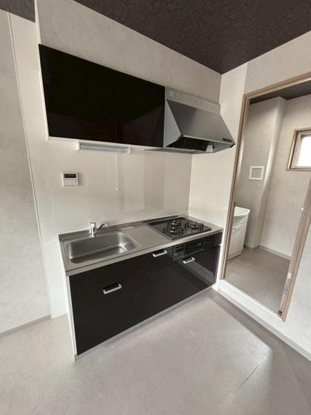 GARAGEHOUSEWOODS