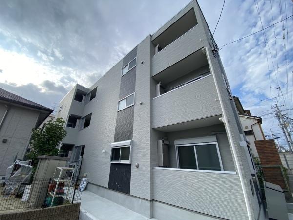 大阪市平野区平野市町１丁目のハイツ