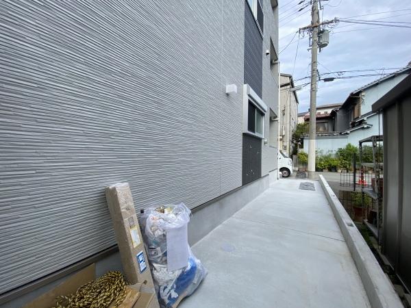 大阪市平野区平野市町１丁目のハイツ