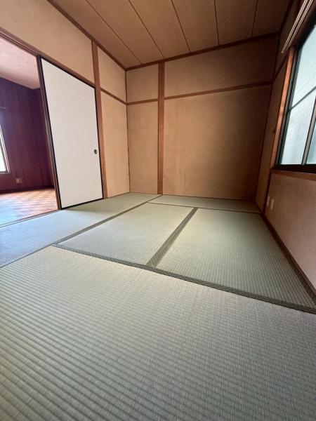 湯里４丁目貸家