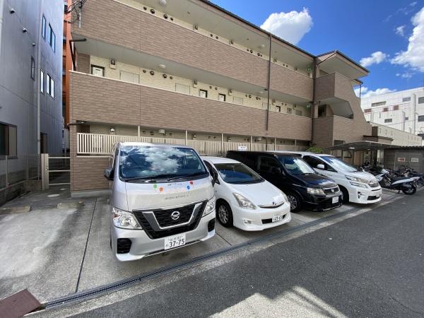 アンプルールフェールバレルコート