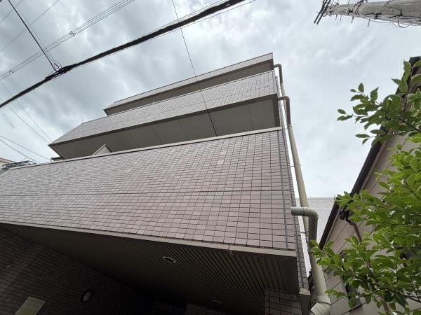 クレセントコート