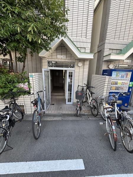 キングスアベニュー流町　Ａ棟