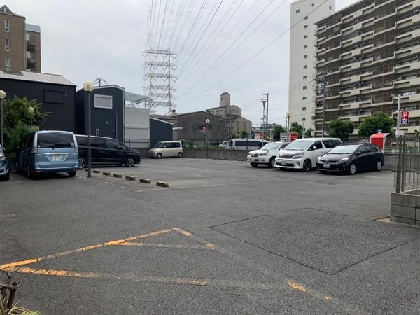 ラフォーレ平野
