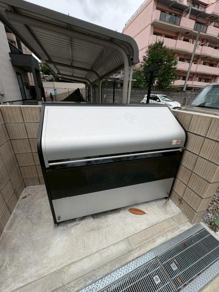 大阪市平野区喜連東３丁目のハイツ