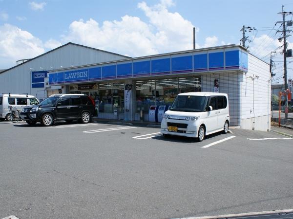 羽曳野市島泉８丁目の貸家(ローソン羽曳野島泉9丁目店)