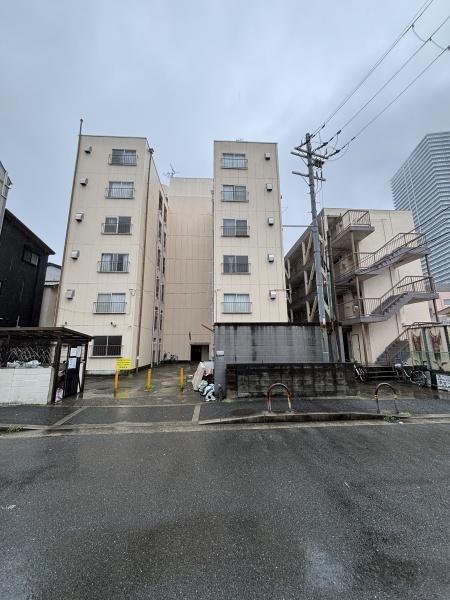 八尾市渋川町7丁目のマンション