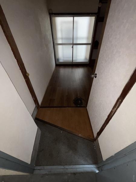 八尾市渋川町７丁目のマンション