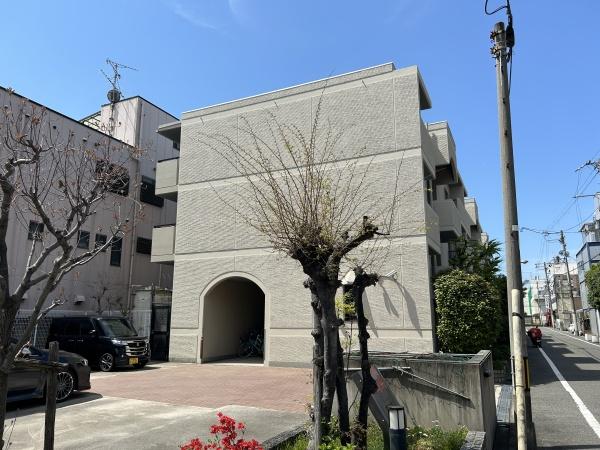 アルトリーベ背戸口