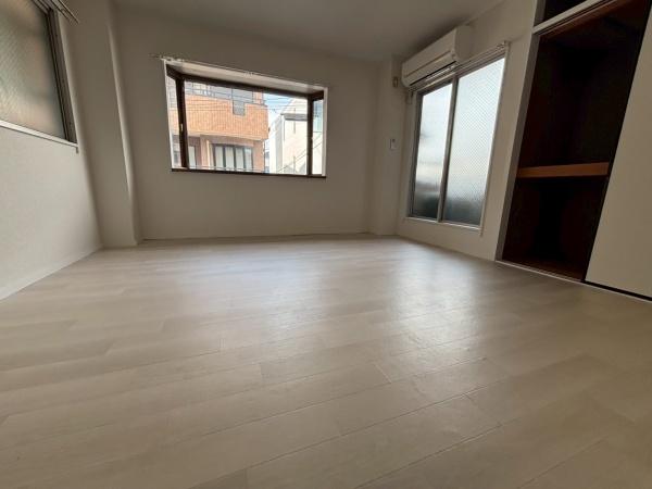ジュネスシャトー11