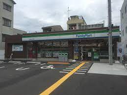 大阪市東住吉区針中野３丁目のマンション(ファミリーマート東田辺三丁目店)