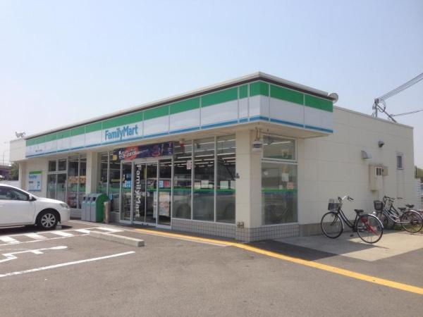 松原市別所５丁目のアパート(ファミリーマート松原別所店)