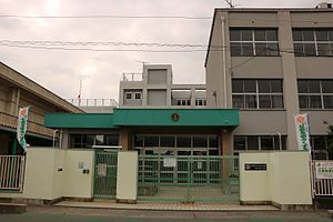 喜連テラス(大阪市立喜連小学校)