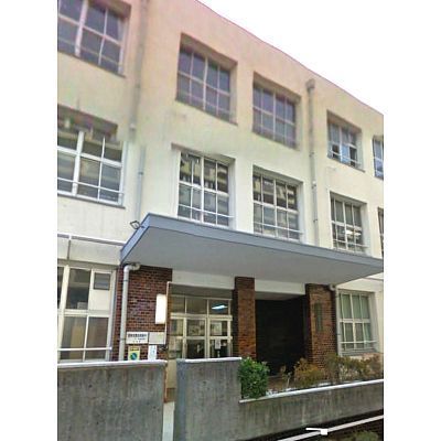 大阪市平野区加美北９丁目のハイツ(大阪市立加美小学校)