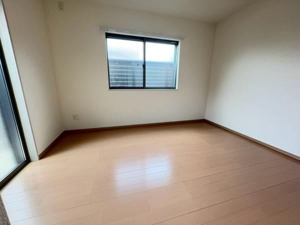 西今川２貸家