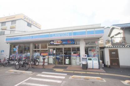 ファミール・シャトル(ローソン喜連東二丁目店)