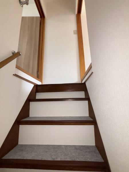 寝屋川市堀溝３丁目のテラスハウス