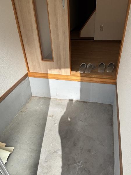寝屋川市堀溝３丁目のテラスハウス
