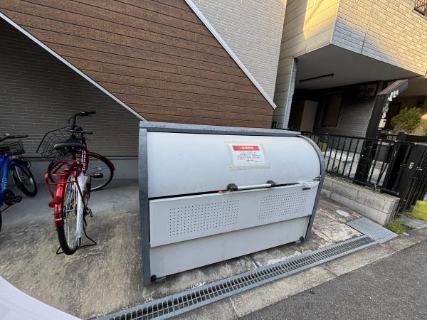 大阪市生野区小路東２丁目のアパート