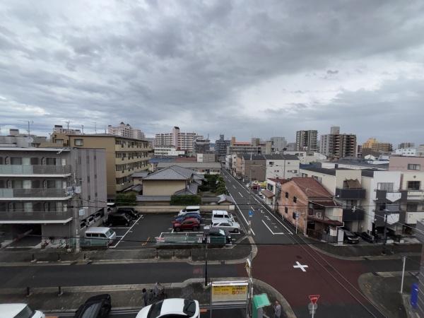 エレガンスハイツ湯里