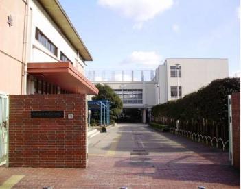 アベニュー西長居(大阪市立大領中学校)