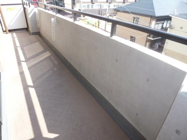 コーラルハイツ平野