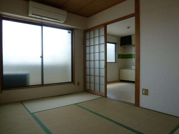 ホワイトシティ平野