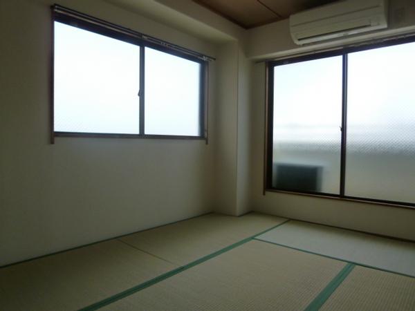 ホワイトシティ平野