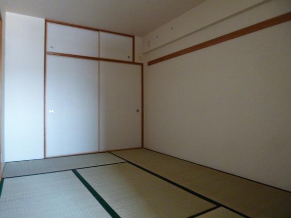 大阪市平野区背戸口２丁目のマンション
